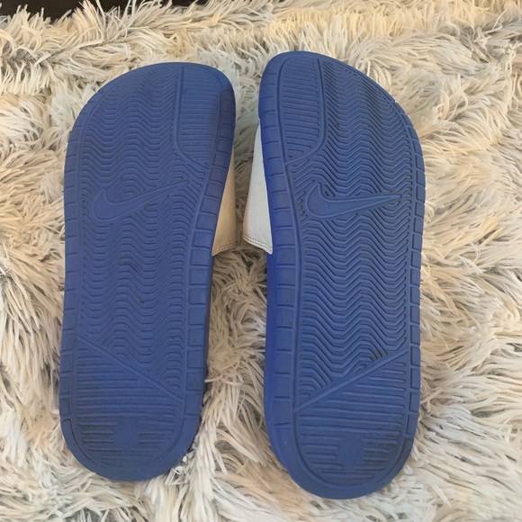 Nike Slides - Picture 3 of 3